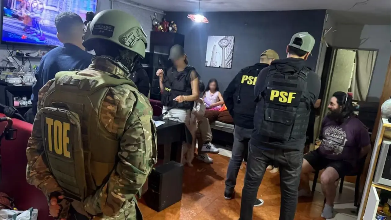 Rosario: un narco estuvo prófugo dos años y lo detuvieron luego de que su pareja pidiera pastillas anticonceptivas