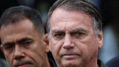 Médicos extirpan lesiones cutáneas a brasileño Bolsonaro sin complicaciones, dice hospital Médicos extirpan lesiones cutáneas a brasileño Bolsonaro sin complicaciones, dice hospital