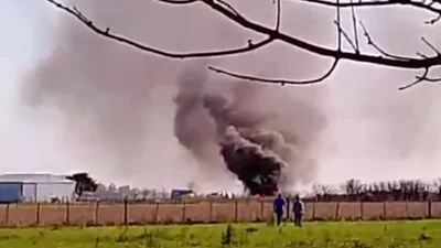 Tragedia en un festival aéreo de Córdoba: dos hombres murieron al estrellar su avioneta Tragedia en un festival aéreo de Córdoba: dos hombres murieron al estrellar su avioneta