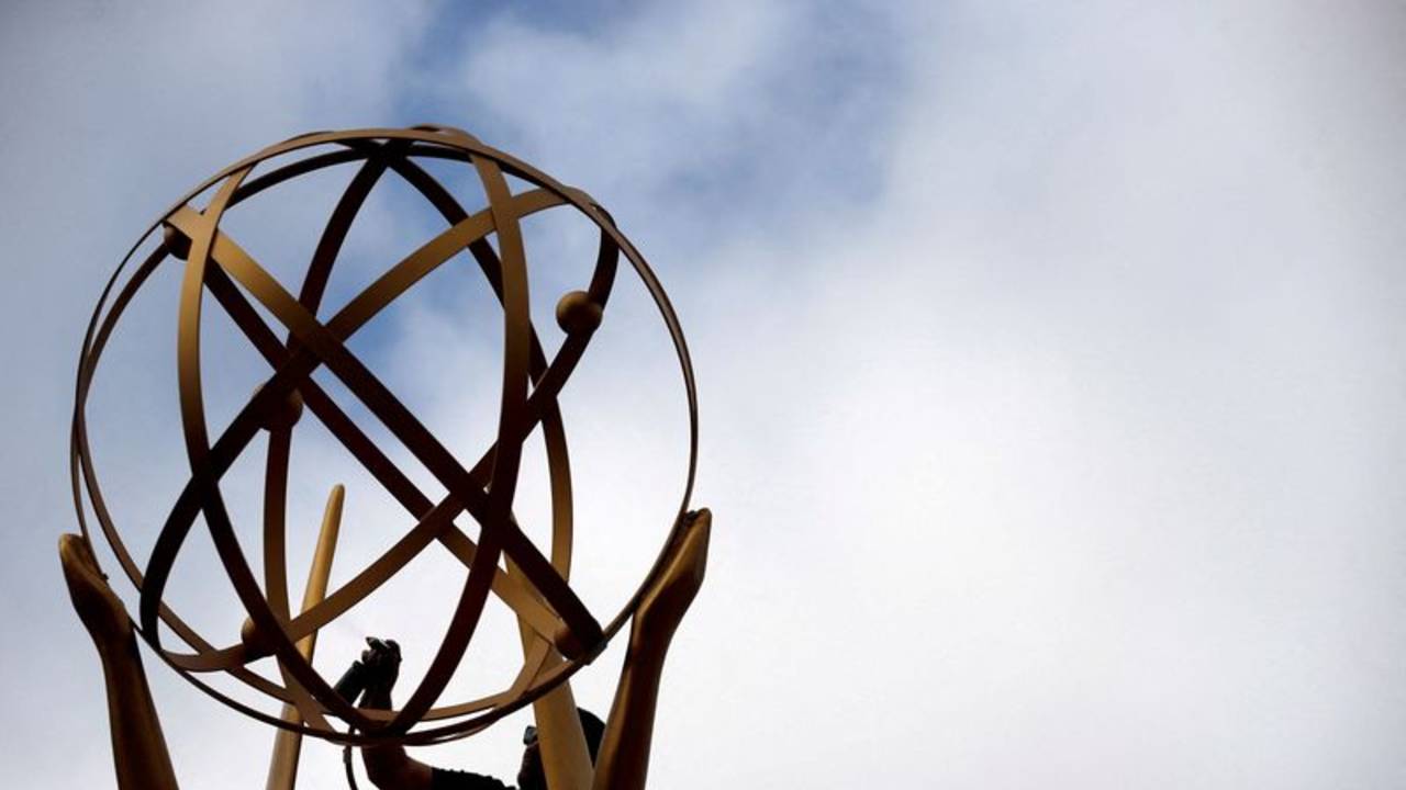 Las estrellas de Hollywood acuden a unos Emmy donde "Severance" lidera las nominaciones