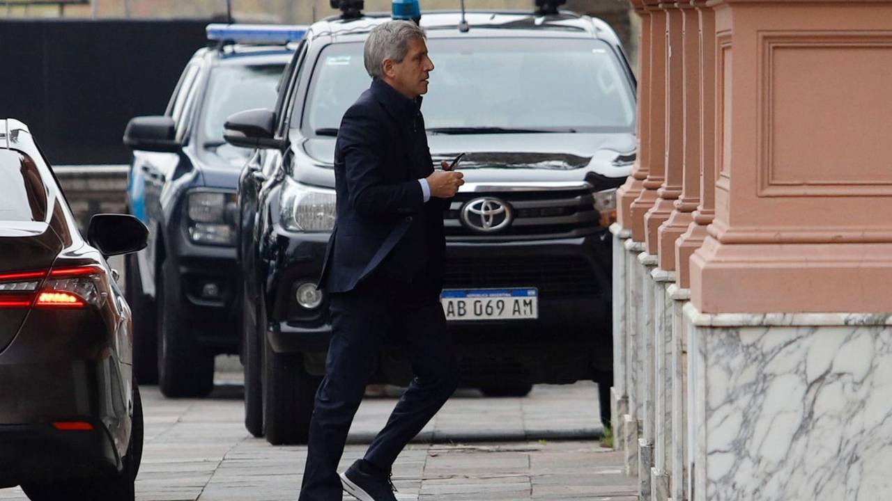 Cepo al dólar: traban el rulo con los financieros pero resurge una maniobra con el blue