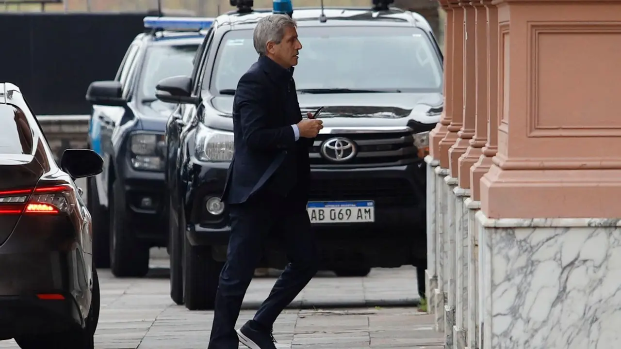 Cepo al dólar: traban el rulo con los financieros pero resurge una maniobra con el blue