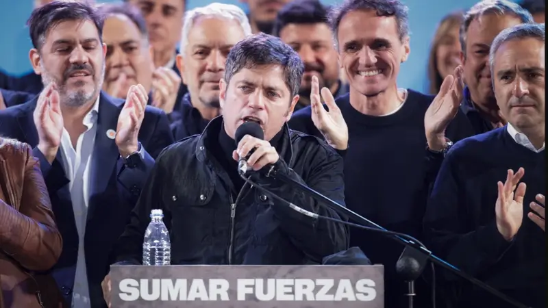 Camino a octubre: Kicillof le pidió a su espacio “redoblar los esfuerzos para ganarle de nuevo a Milei"