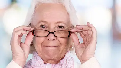 Mujer con anteojos Mujer con anteojos