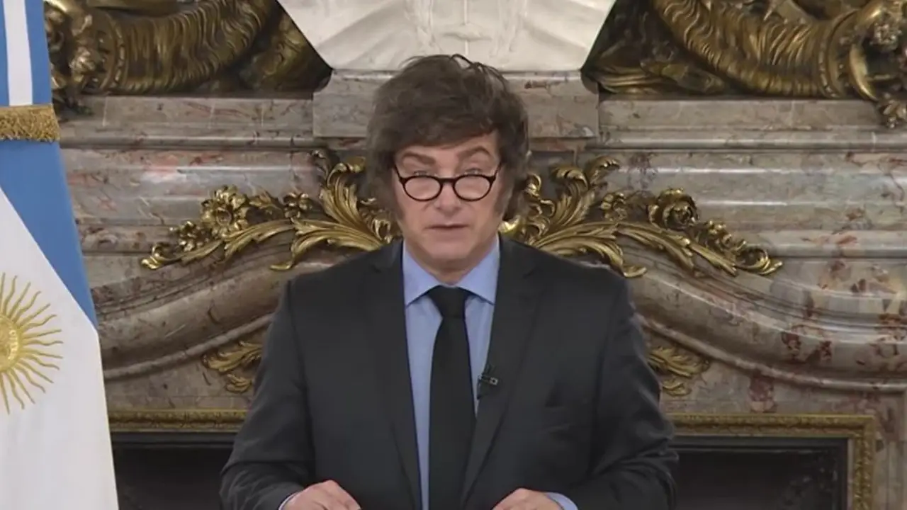 Milei "confesó" en el Presupuesto 2026 que se le van a ir casi 20.000 millones de dólares