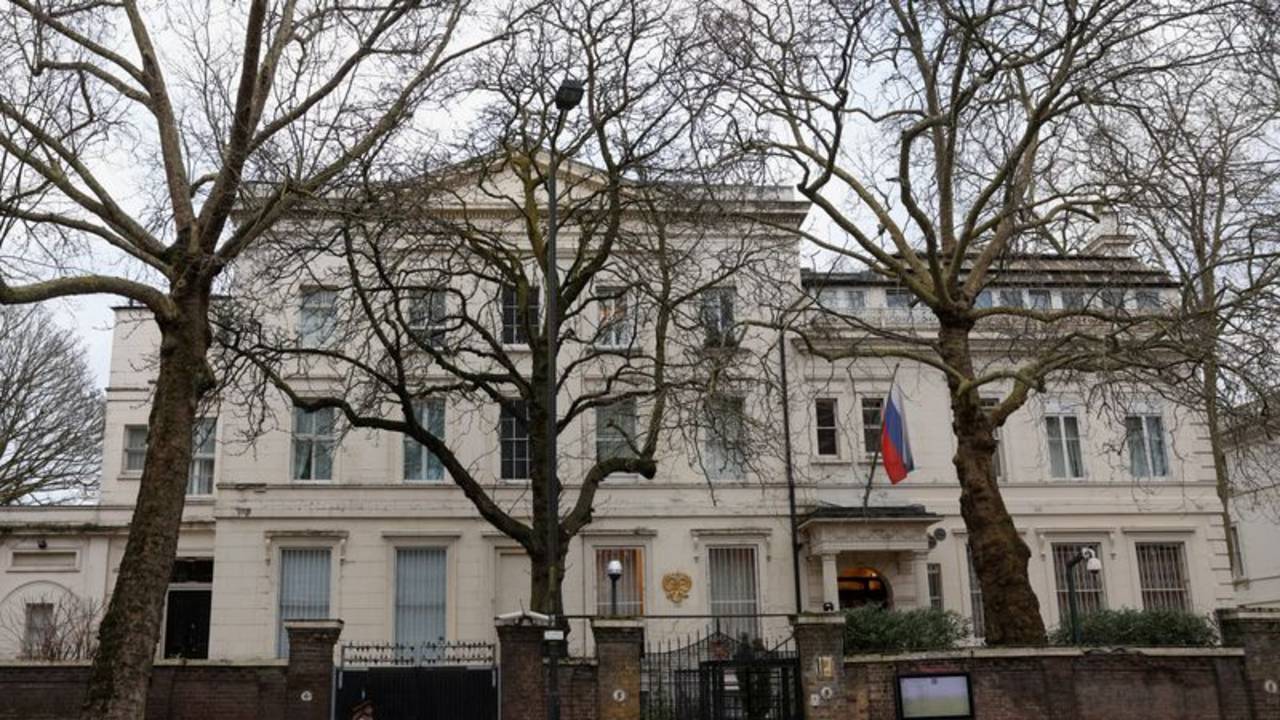 Reino Unido convoca al embajador ruso por las violaciones del espacio aéreo de la OTAN
