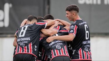 El presidente de Chacarita volvió a atacar a los jugadores con un fuerte mensaje: "A la cara"
