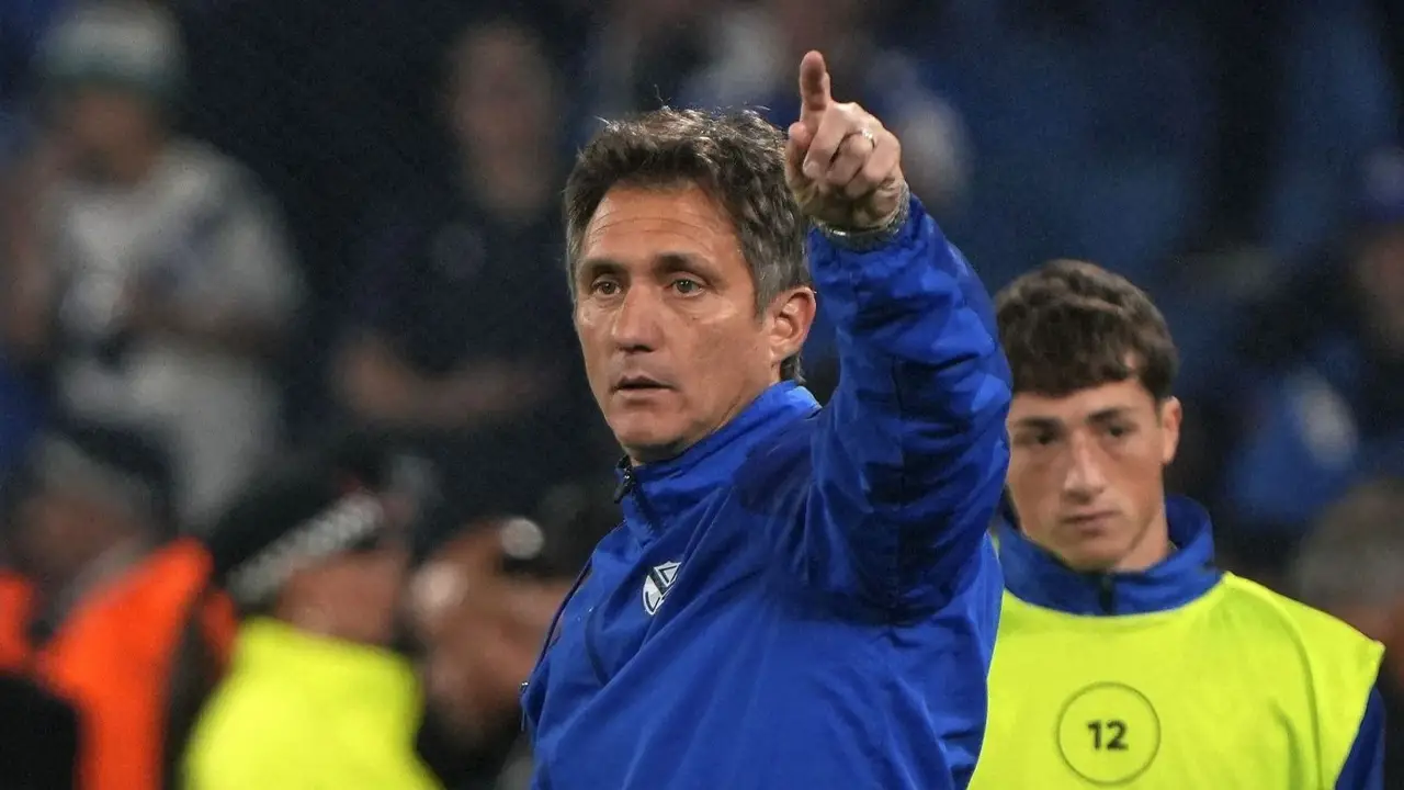 El polémico gol anulado a Vélez ante Racing por Copa Libertadores que generó bronca