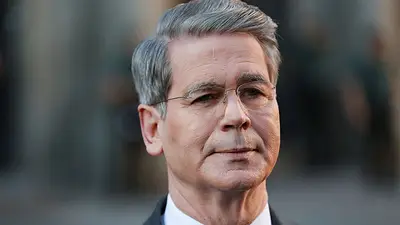 Secretario del Tesoro de EEUU hizo contratos hipotecarios contradictorios, informa Bloomberg Secretario del Tesoro de EEUU hizo contratos hipotecarios contradictorios, informa Bloomberg