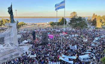 Rosario sale a las calles contra los vetos de Milei y en defensa de la educación pública | Marcha federal universitaria