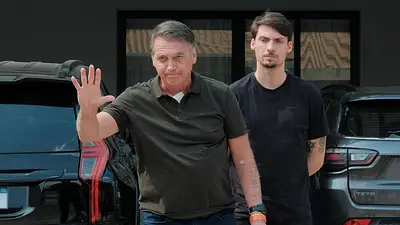 Expresidente brasileño Bolsonaro recibe alta hospitalaria, análisis muestra un tipo precoz de cáncer de piel Expresidente brasileño Bolsonaro recibe alta hospitalaria, análisis muestra un tipo precoz de cáncer de piel