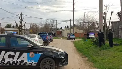 Investigan un intento de femicidio en Santa Fe: una mujer está internada con el 60% del cuerpo quemado Investigan un intento de femicidio en Santa Fe: una mujer está internada con el 60% del cuerpo quemado