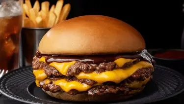 Hamburguesas por $2500: la famosa cadena que rebaja sus productos por un solo día
