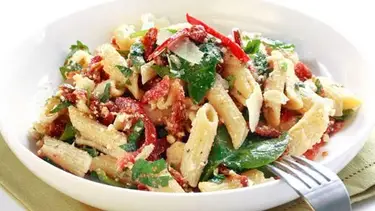 Receta de ensalada de fideos: la forma "fresca" y saludable de consumir la pasta más popular