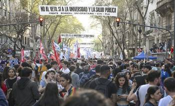 Defender la universidad, clave frente a la exaltación de la ignorancia | Marcha universitaria