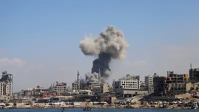 Gaza sufre un apagón de telecomunicaciones ante el avance de los tanques israelíes Gaza sufre un apagón de telecomunicaciones ante el avance de los tanques israelíes
