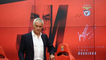 Mourinho vuelve a Benfica, el club donde comenzó su carrera