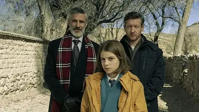 Póster de la serie Las maldiciones. Póster de la serie Las maldiciones.
