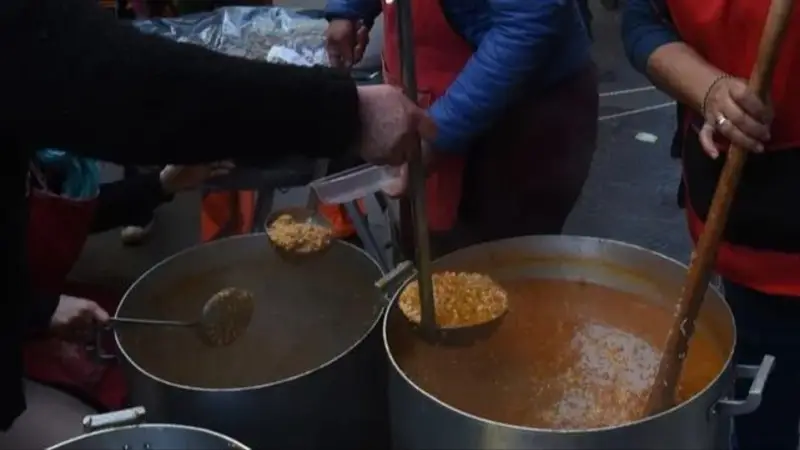 Crisis alimentaria en Rosario: creció 27,5% la ayuda en comedores