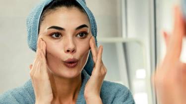 Mabel Carrillo, experta en yoga facial, de 51 años: "El yoga facial estimula la producción de colágeno"