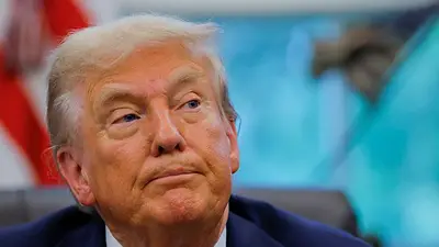 Trump planea introducir una nueva tasa de 100.000 dólares para visas de trabajo H-1B: Casa Blanca Trump planea introducir una nueva tasa de 100.000 dólares para visas de trabajo H-1B: Casa Blanca