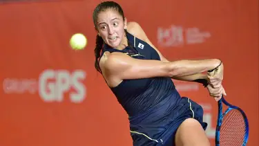 Con una nueva victoria rotunda, la riojana Jazmín Ortenzi avanza a los cuartos de final del Torneo W15 de Luján