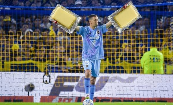 Memes: Boca empató de local y las redes se ensañaron con Agustín Marchesín