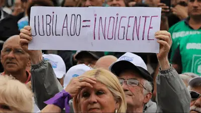 La casta que atacó Milei: la mitad de los jubilados de Córdoba no llega a fin de mes La casta que atacó Milei: la mitad de los jubilados de Córdoba no llega a fin de mes