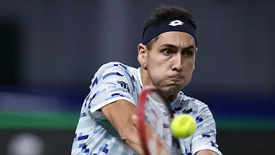 Chileno Tabilo sorprende a Musetti y gana el Abierto de Chengdú Chileno Tabilo sorprende a Musetti y gana el Abierto de Chengdú