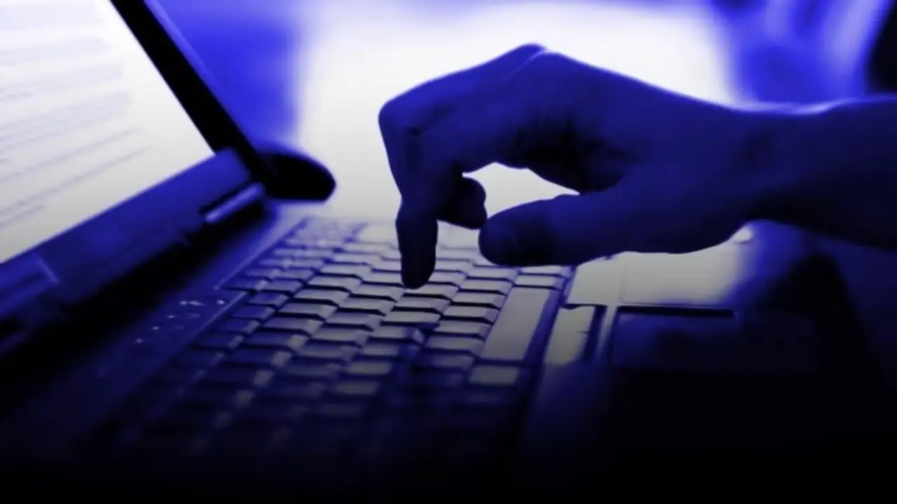 Deepfake en Córdoba: irá a juicio el joven que creó fotos íntimas de sus compañeras con Inteligencia Artificial