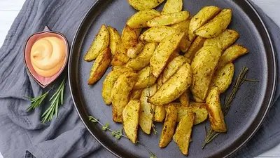 Cómo hacer papas al horno sin que se peguen. Cómo evitar que las papas al horno se peguen. Cómo hacer las papas al horno perfectas. Cómo hacer papas al horno sin que se peguen. Cómo evitar que las papas al horno se peguen. Cómo hacer las papas al horno perfectas.