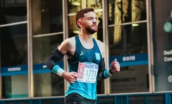 Tiene 28 años, es un atleta sordo y junta dinero para viajar a Tokio y competir  | Racing club