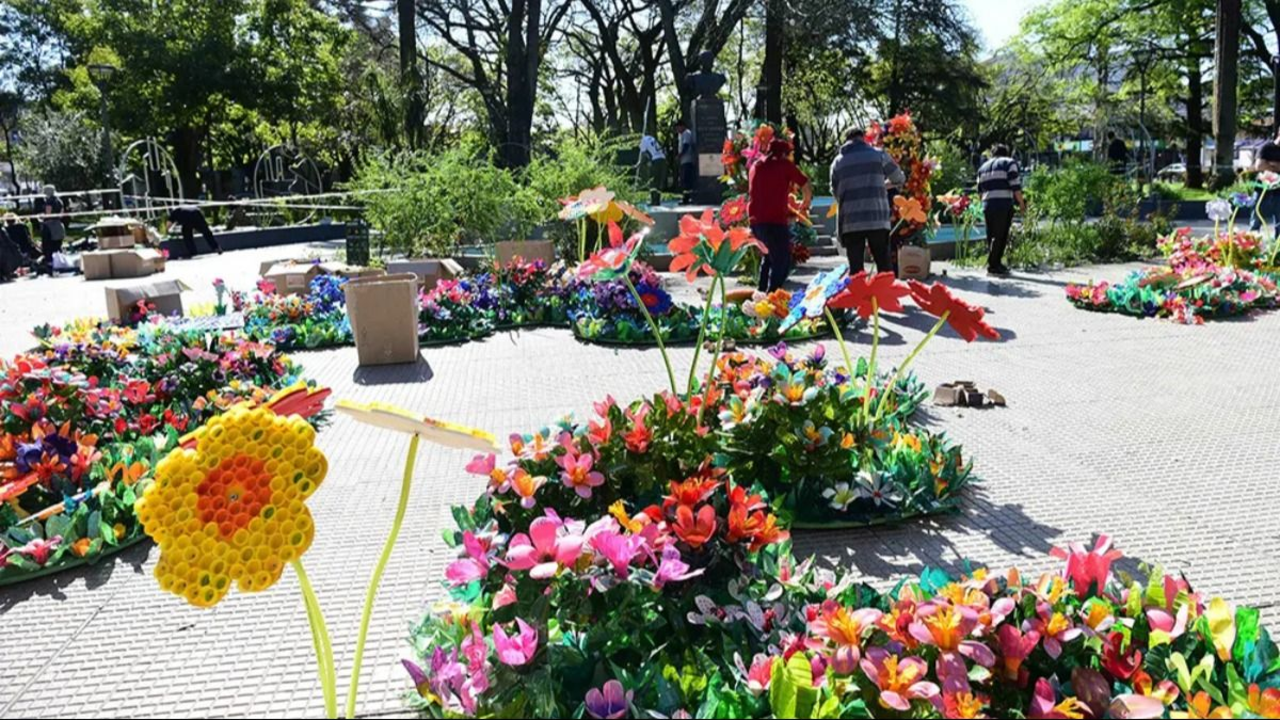 Cuál es la ciudad llena de flores para hacer una escapada. 