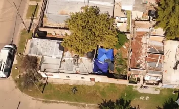 Sangre, lavandina y una pista narco: la nueva hipótesis tras el triple crimen en Varela | Crimen en florencio varela