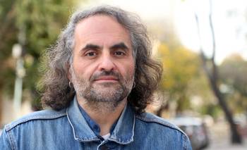 Carbone: “La fuerza que anima a Milei es un capitalismo que llegó a un momento de delirio" | Libros