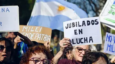 Reforma jubilatoria: trabajar hasta los 70 años y allanar el camino a la privatización