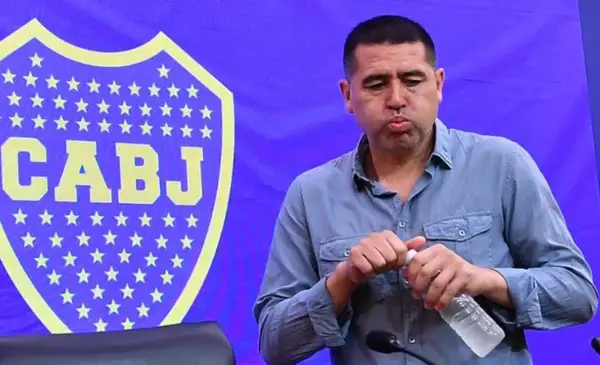 Fue figura de ESPN con el Pollo Vignolo, quiere llegar a Boca y le mandó un mensaje a Riquelme: 