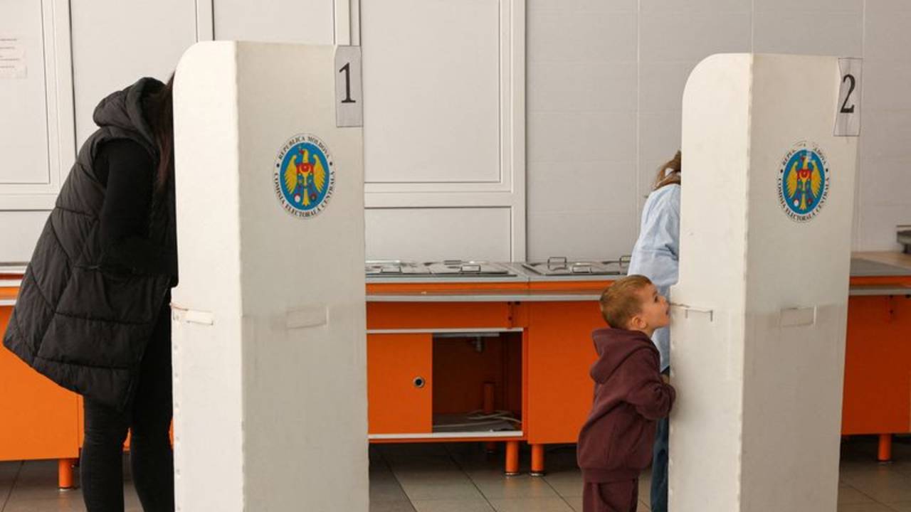 Moldavia eligió Europa en vez de Rusia en unas elecciones clave, dicen líderes de la UE