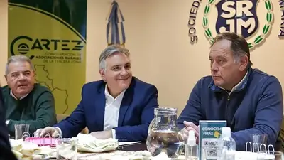 El ministro de Agroindustria apuntó contra el Gobierno por la vuelta de las retenciones: "Tomada de pelo" El ministro de Agroindustria apuntó contra el Gobierno por la vuelta de las retenciones: "Tomada de pelo"