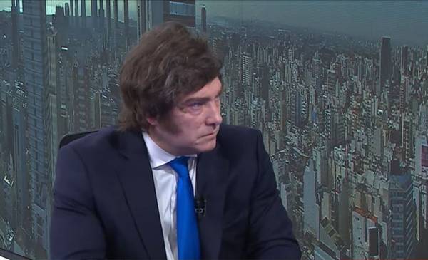 Insólito: Milei se comparó con un ídolo de Boca en la TV