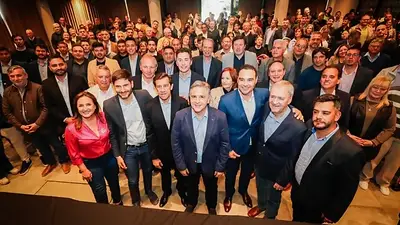 En guerra con Milei, gobernadores de Provincias Unidas llevan su campaña a la Patagonia En guerra con Milei, gobernadores de Provincias Unidas llevan su campaña a la Patagonia