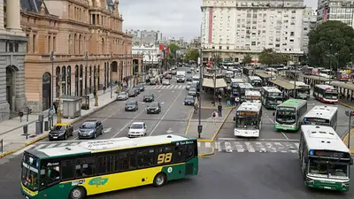 Cuál es el colectivo con el recorrido más largo. Cuál es el colectivo con el recorrido más largo.