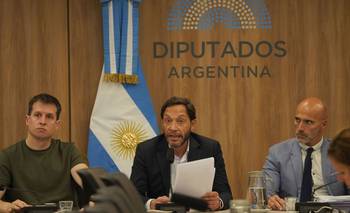 Karina vuelve a ningunar a la comisión investigadora de $Libra, que le exige respuestas | Congreso
