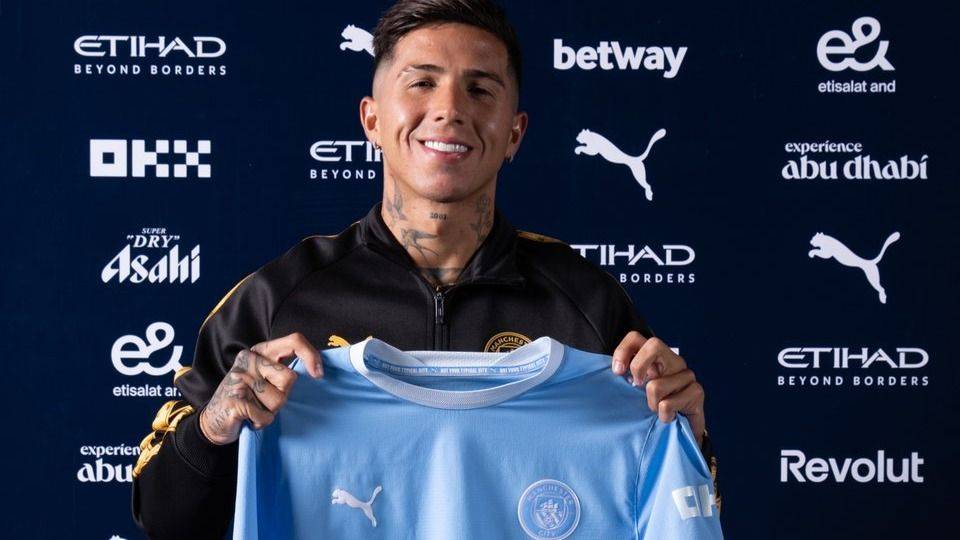 El Manchester City presentó a Enzo Fernández: la cifra millonaria del pase
