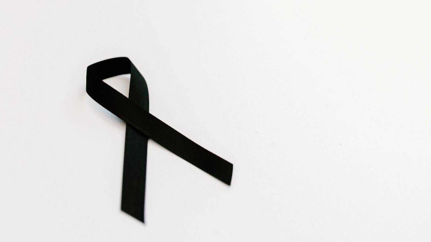 Estaba en terapia intensiva: murió un famoso periodista que marcó una era