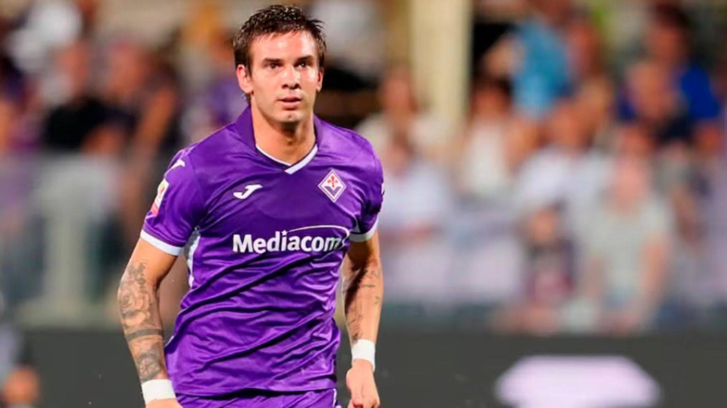 Con tres goles de Mastantuono, la Fiorentina goleó a Venezia
