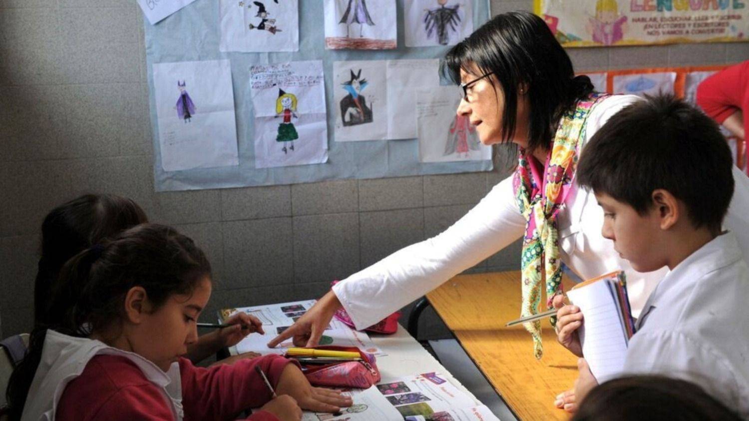 ¿Es feriado nacional el viernes 11 de septiembre por el Día del Maestro en Argentina? Qué dice el calendario oficial