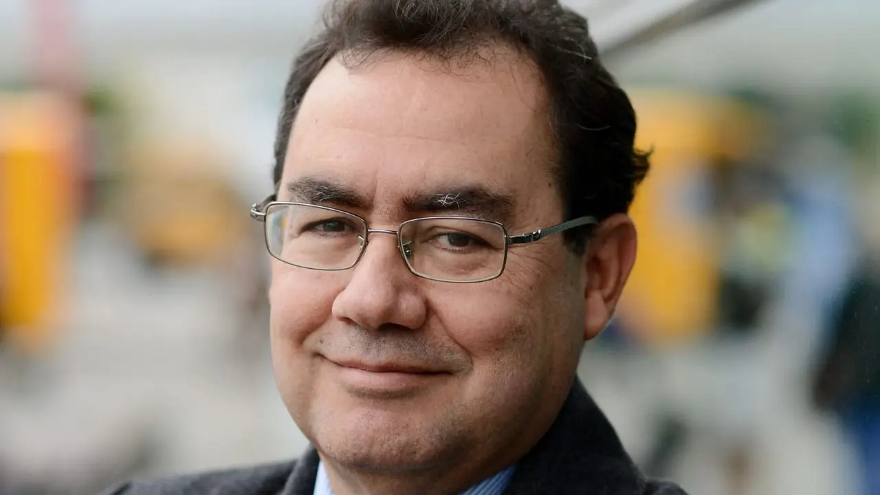 Quién es Augusto Cury, el outsider que crece en redes sociales y aparece tercero en los sondeos electorales de Brasil
