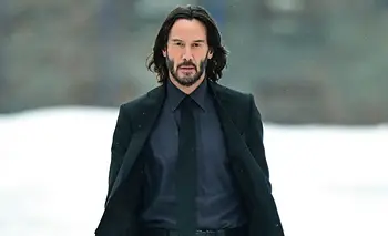 El simple ejercicio que realiza Keanu Reeves para mantener la figura a los 62 años | Tercera edad