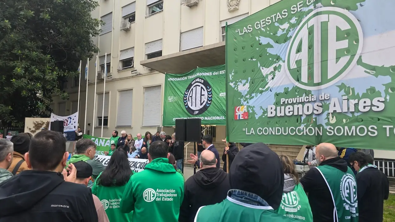 ATE protestó en Fabricaciones Militares para rechazar su intento de privatización